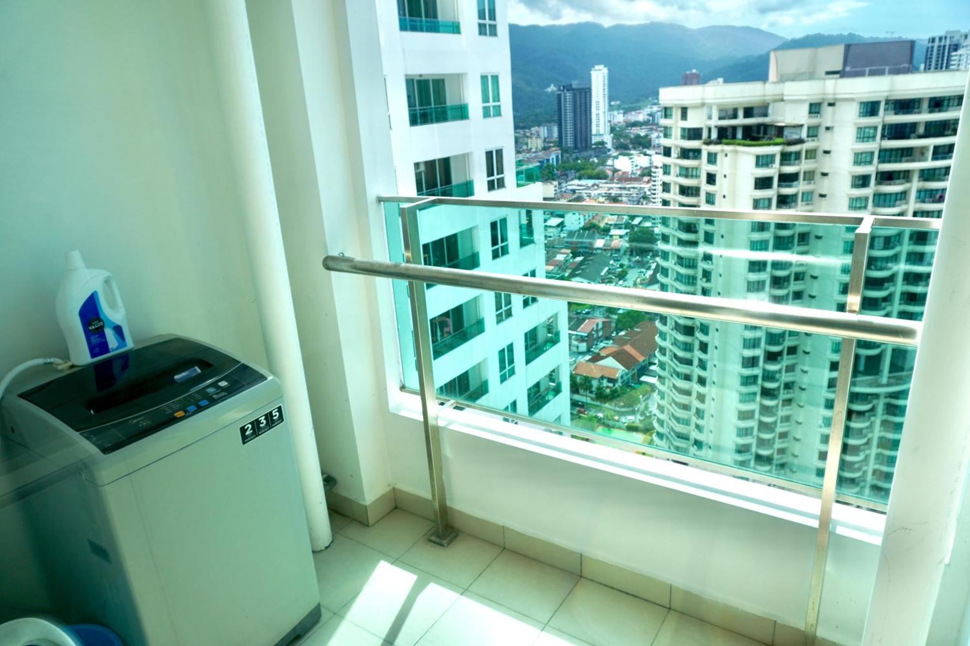 Gurney Drive Mansion One Serviced Apartment จอร์จทาวน์ ห้อง รูปภาพ