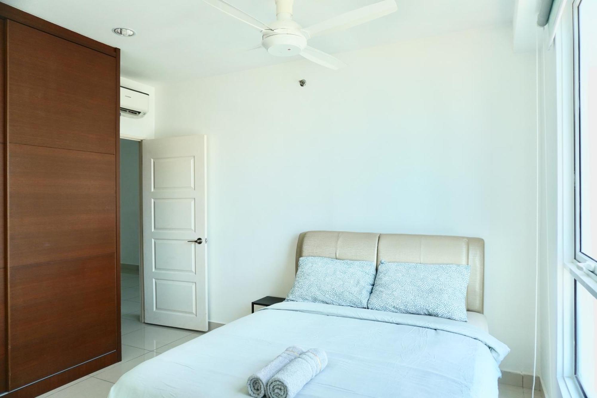 Gurney Drive Mansion One Serviced Apartment จอร์จทาวน์ ห้อง รูปภาพ