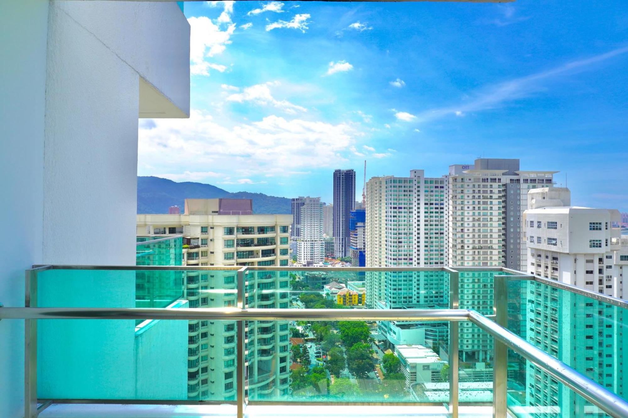 Gurney Drive Mansion One Serviced Apartment จอร์จทาวน์ ห้อง รูปภาพ